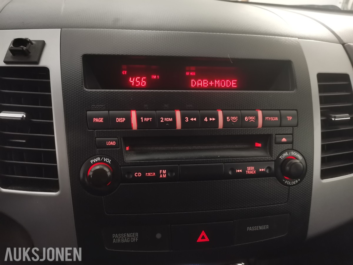 2010 Mitsubishi OUTLANDER *INGEN MINSTEPRIS* 2.0 147HK AUTOMAT CRUISE MULTIRATT