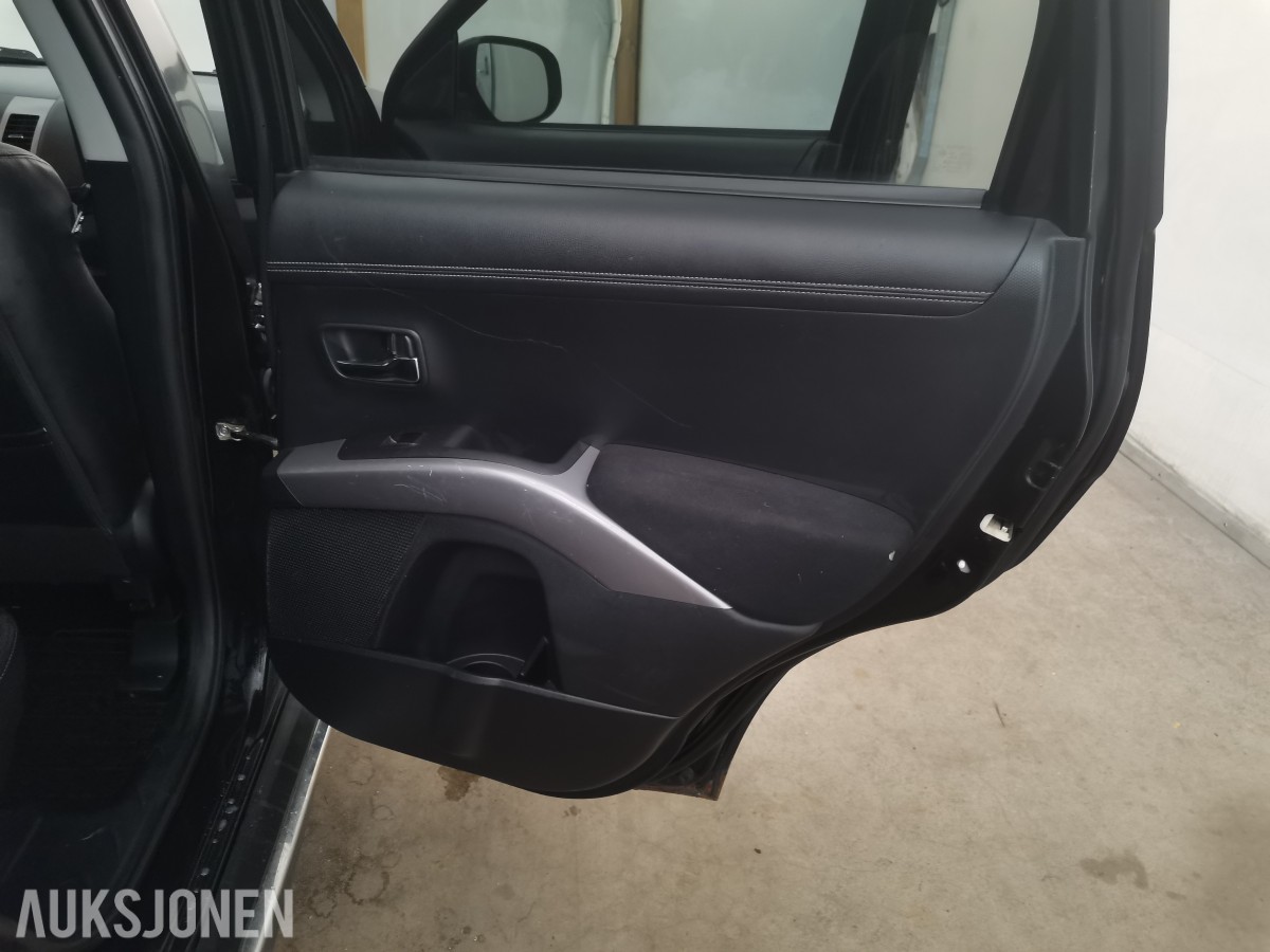 2010 Mitsubishi OUTLANDER *INGEN MINSTEPRIS* 2.0 147HK AUTOMAT CRUISE MULTIRATT