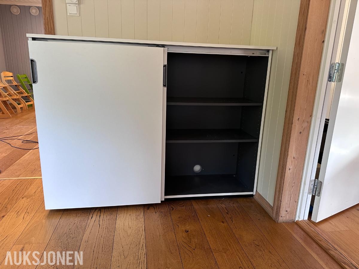2018 IKEA oppbevaringshylle Galant 160x120
