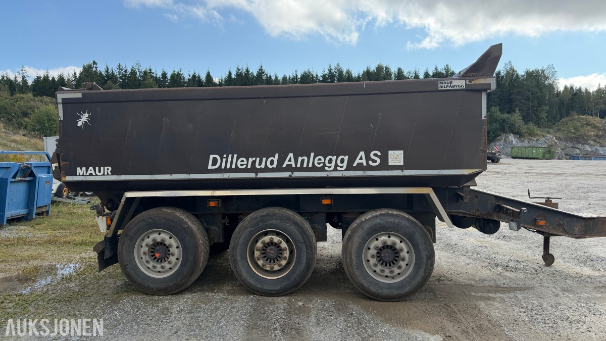 2008 Maur Bilpåbygg TRIPPELKJERRE