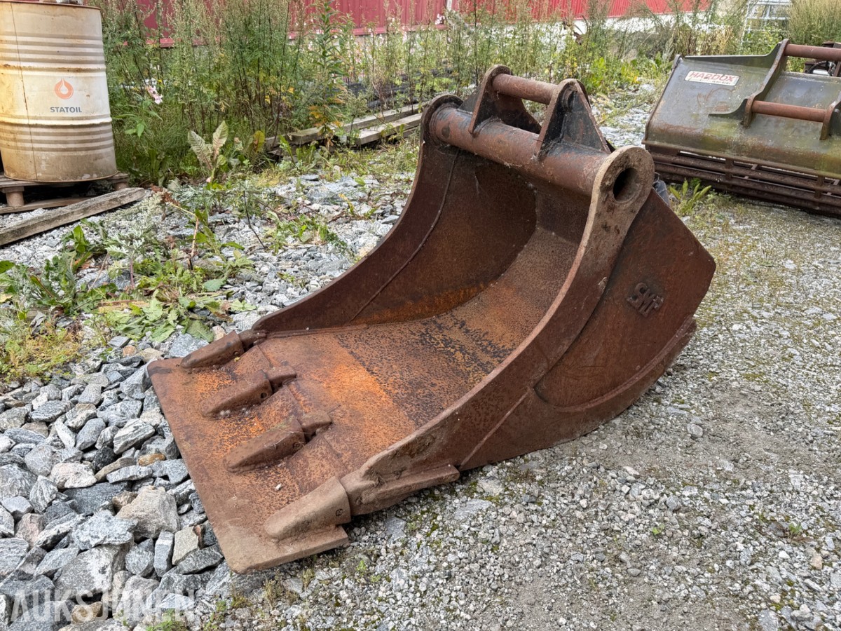 2005 SMP S80 feste smal graveskuffe 