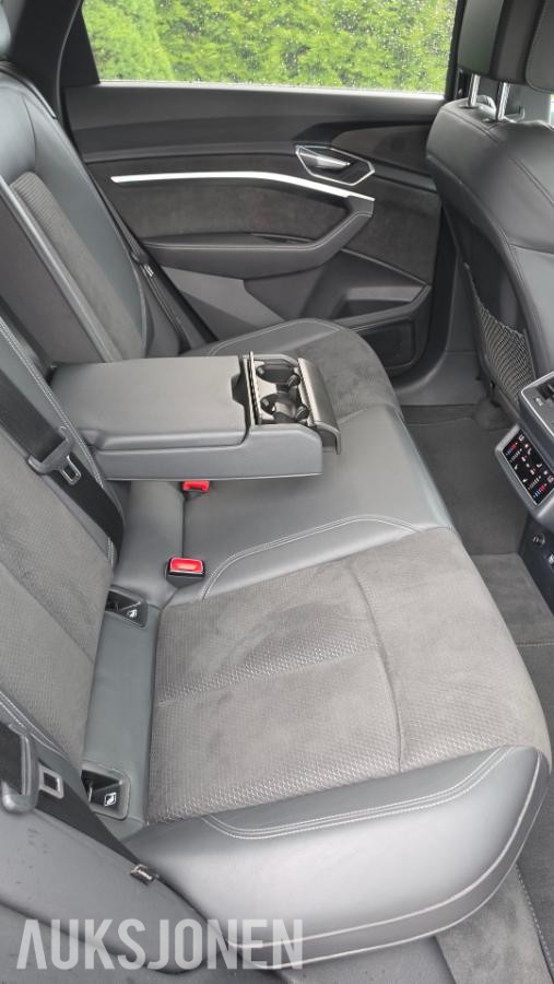 2020 Audi e-tron 55 quattro Advanced Exclusive S-line, B&O, Adaptiv cruisekontroll