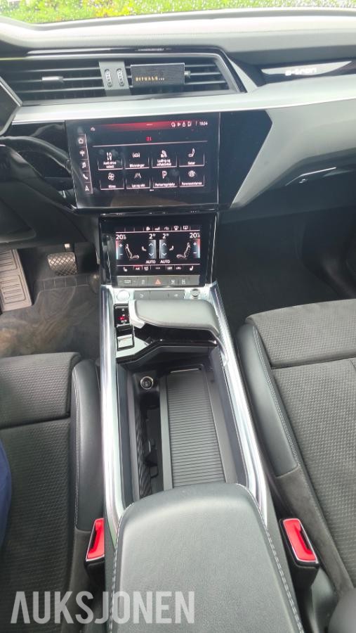 2020 Audi e-tron 55 quattro Advanced Exclusive S-line, B&O, Adaptiv cruisekontroll