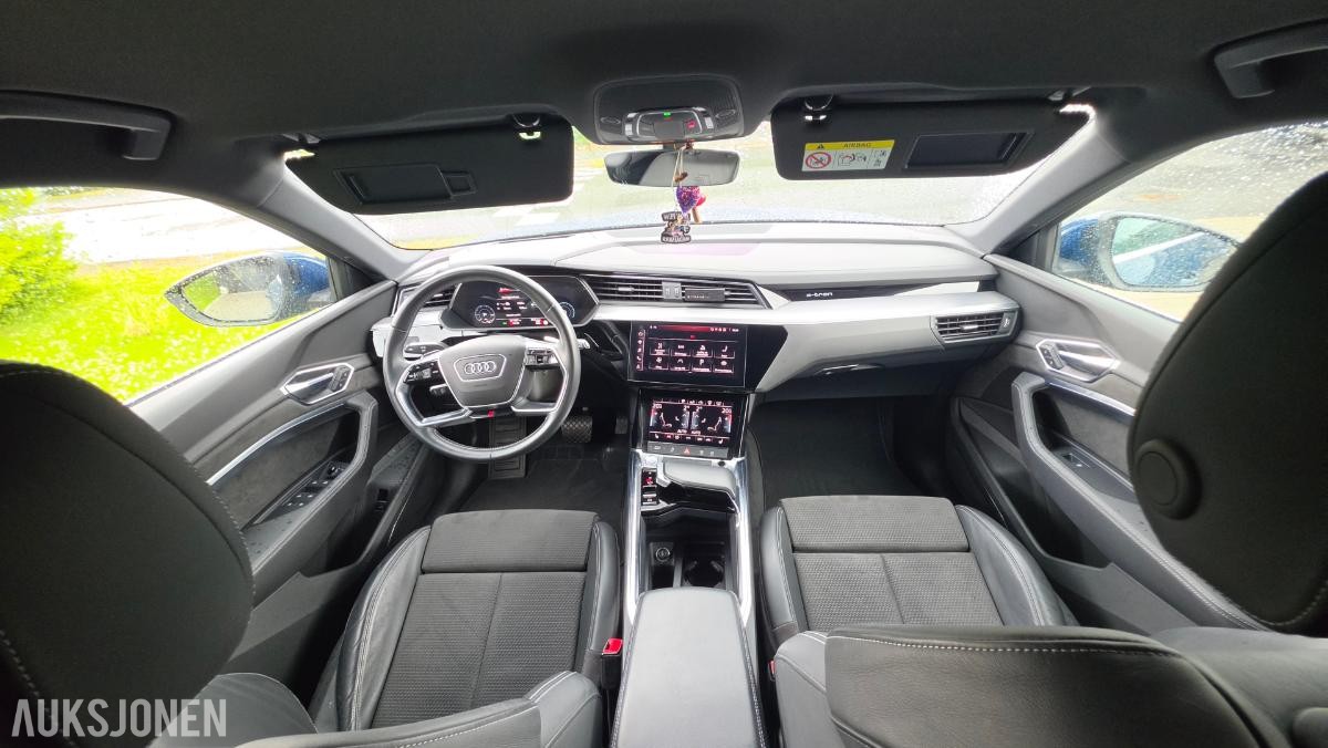 2020 Audi e-tron 55 quattro Advanced Exclusive S-line, B&O, Adaptiv cruisekontroll