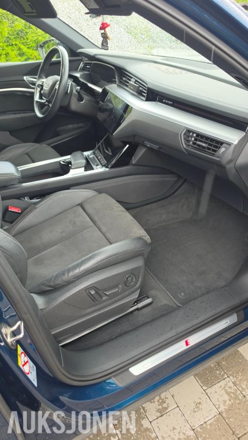 2020 Audi e-tron 55 quattro Advanced Exclusive S-line, B&O, Adaptiv cruisekontroll