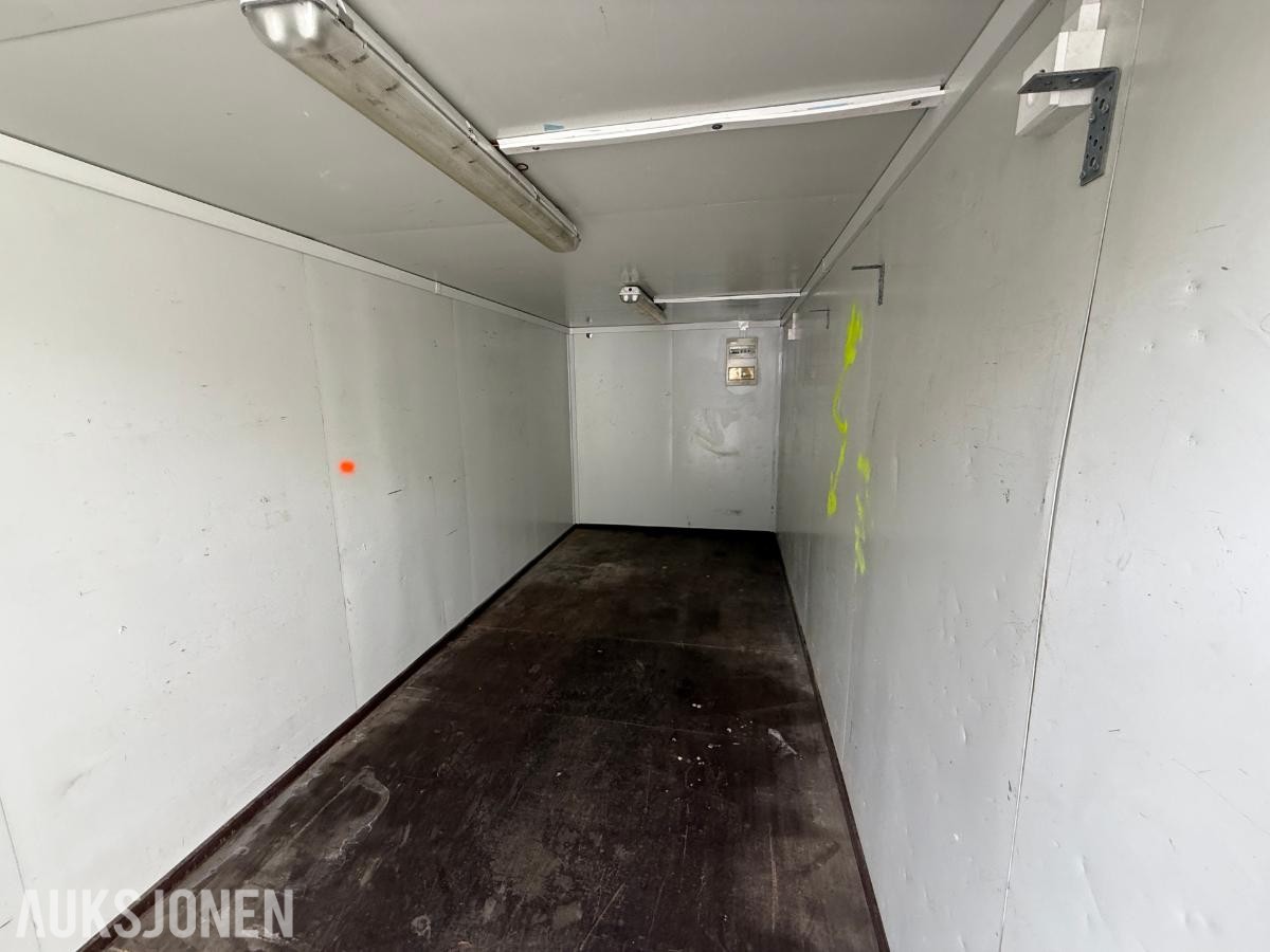 20 Fots isolert container med innlagt strøm - God stand