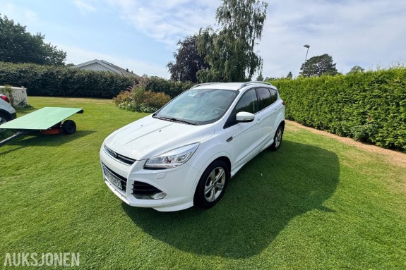 2015 Ford Kuga Titanium X 2.0 150hk AWD automat cruisekontroll eu ok 02.2027