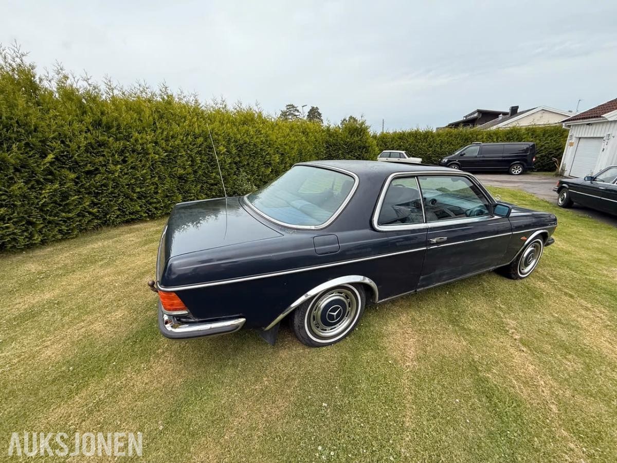 1984 Mercedes-Benz 230ce manuell soltak s+v dekk
