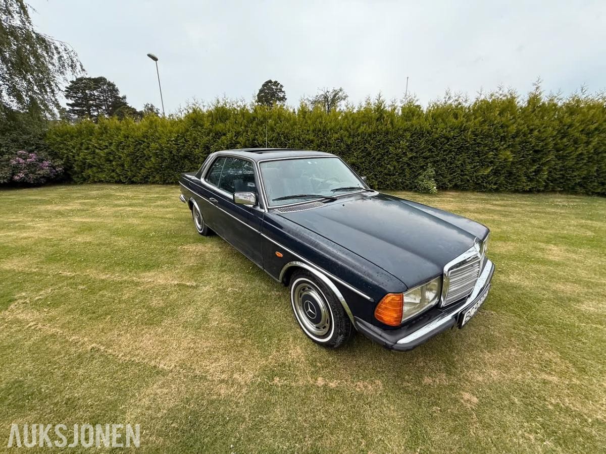 1984 Mercedes-Benz 230ce manuell soltak s+v dekk