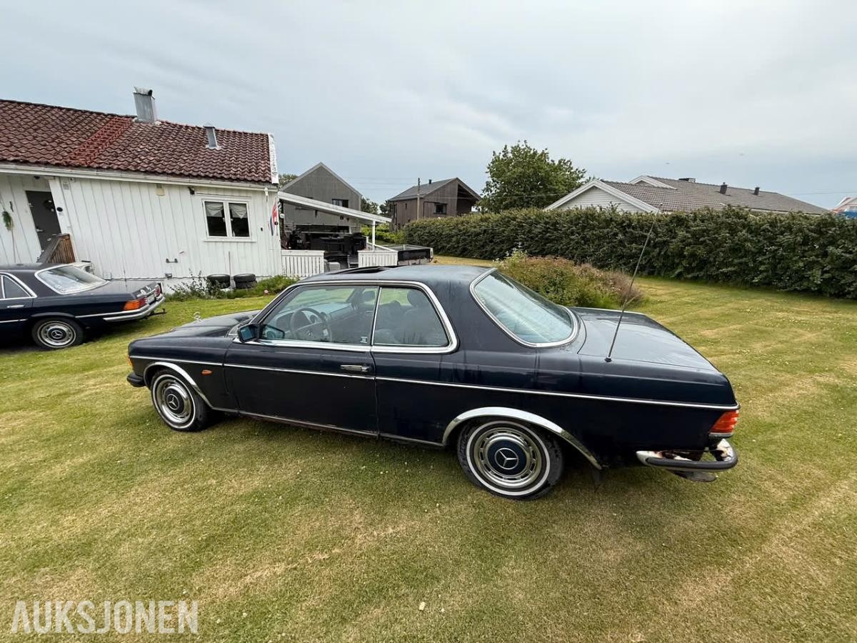 1984 Mercedes-Benz 230ce manuell soltak s+v dekk