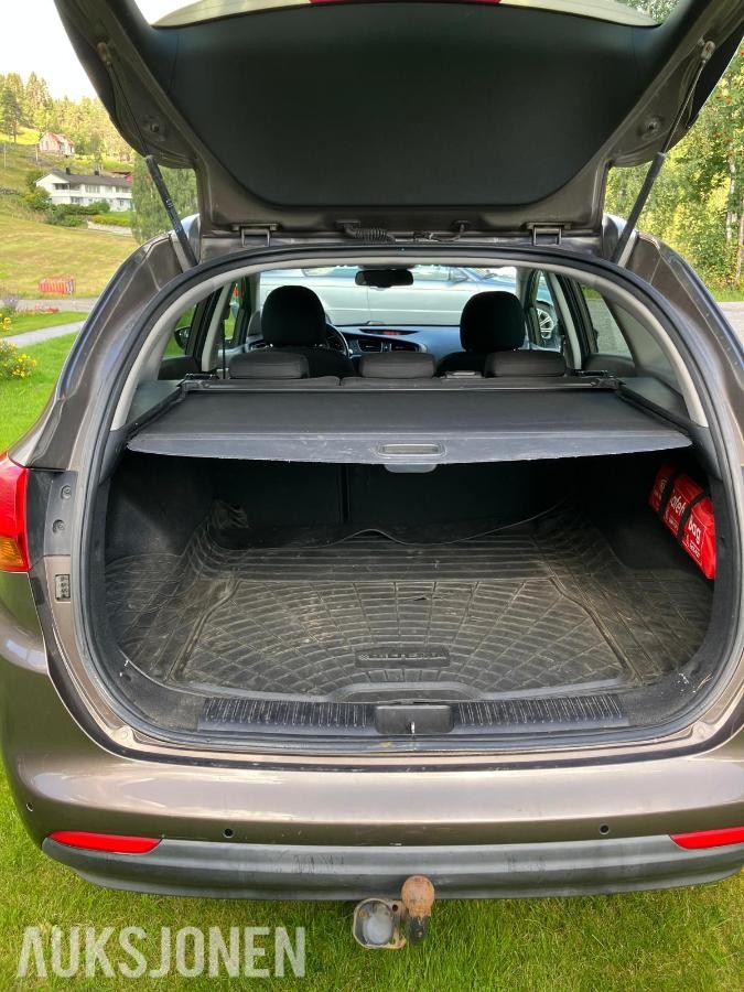 2014 Kia Ceed 1.6 Diesel 110hk, Cruisekontroll, Kupevarmer, S+V dekk