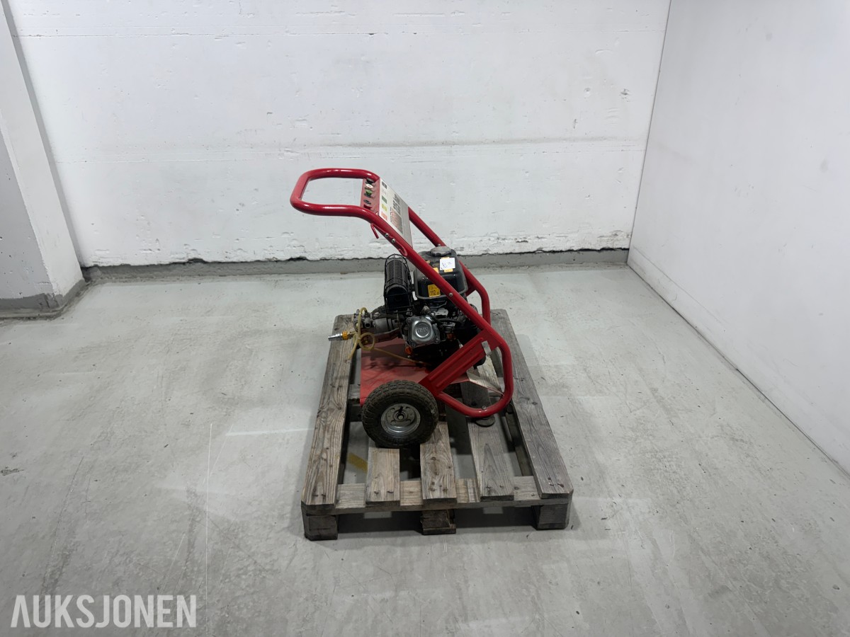 Hamron bensindrevet høytrykksspyler 225 bar – 6,5 HP