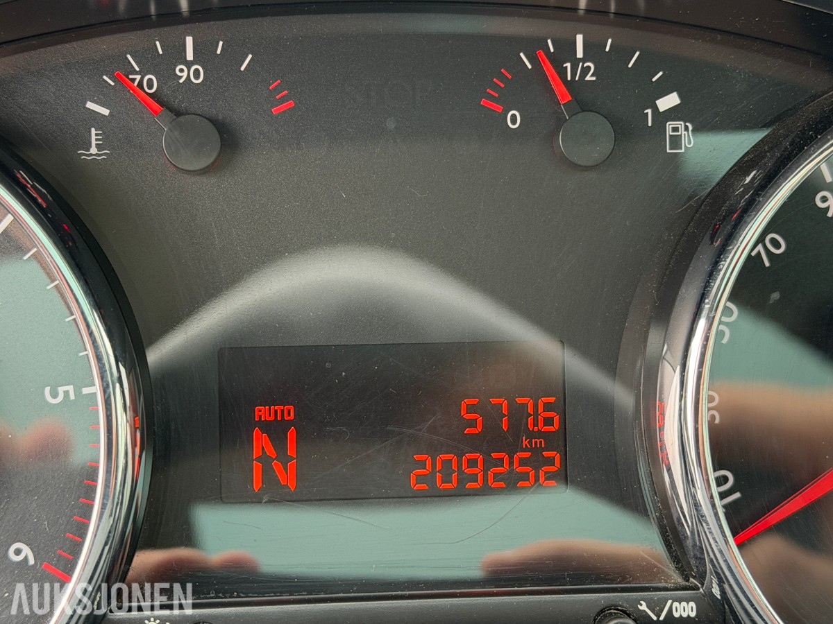 2013 Peugeot 3008 1.6 D 114 HK AUTOMAT HENGERFESTE CRUISE