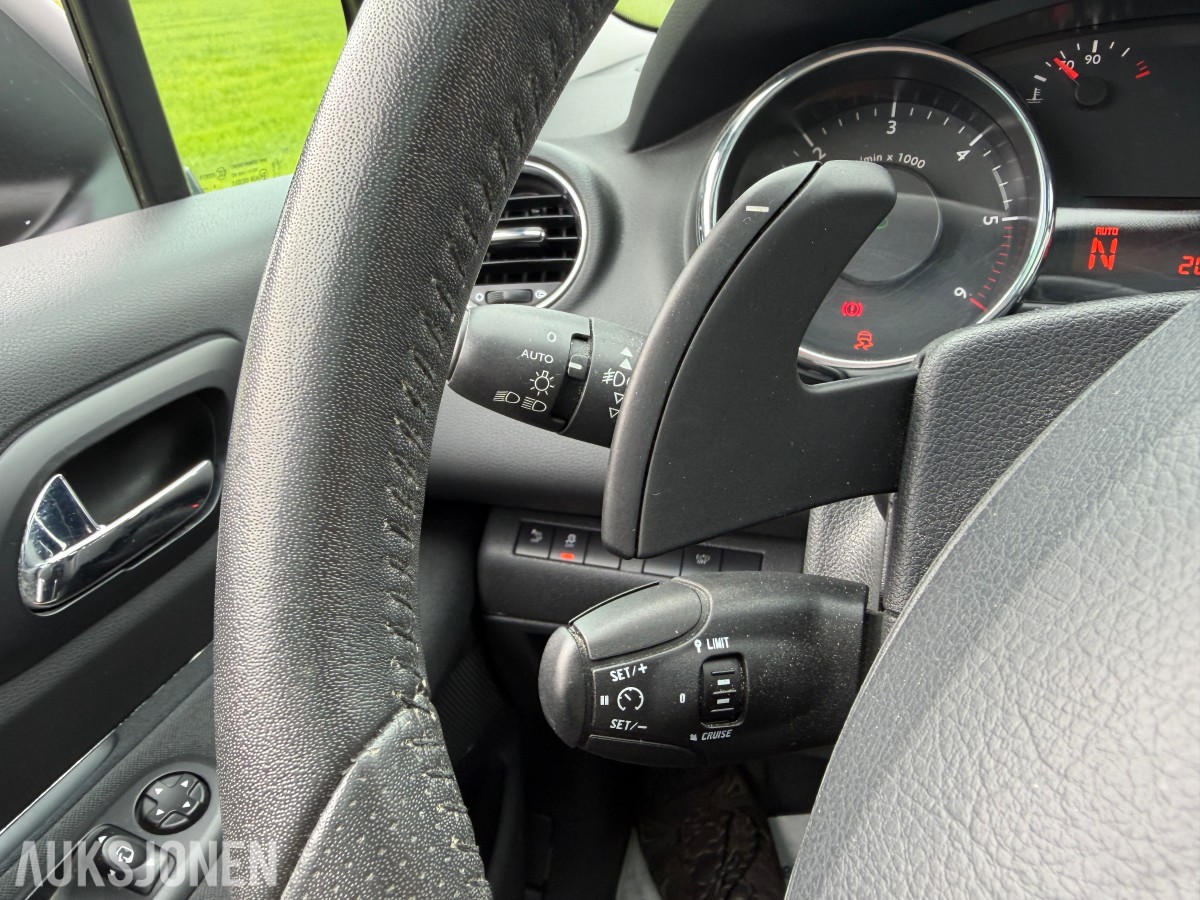 2013 Peugeot 3008 1.6 D 114 HK AUTOMAT HENGERFESTE CRUISE