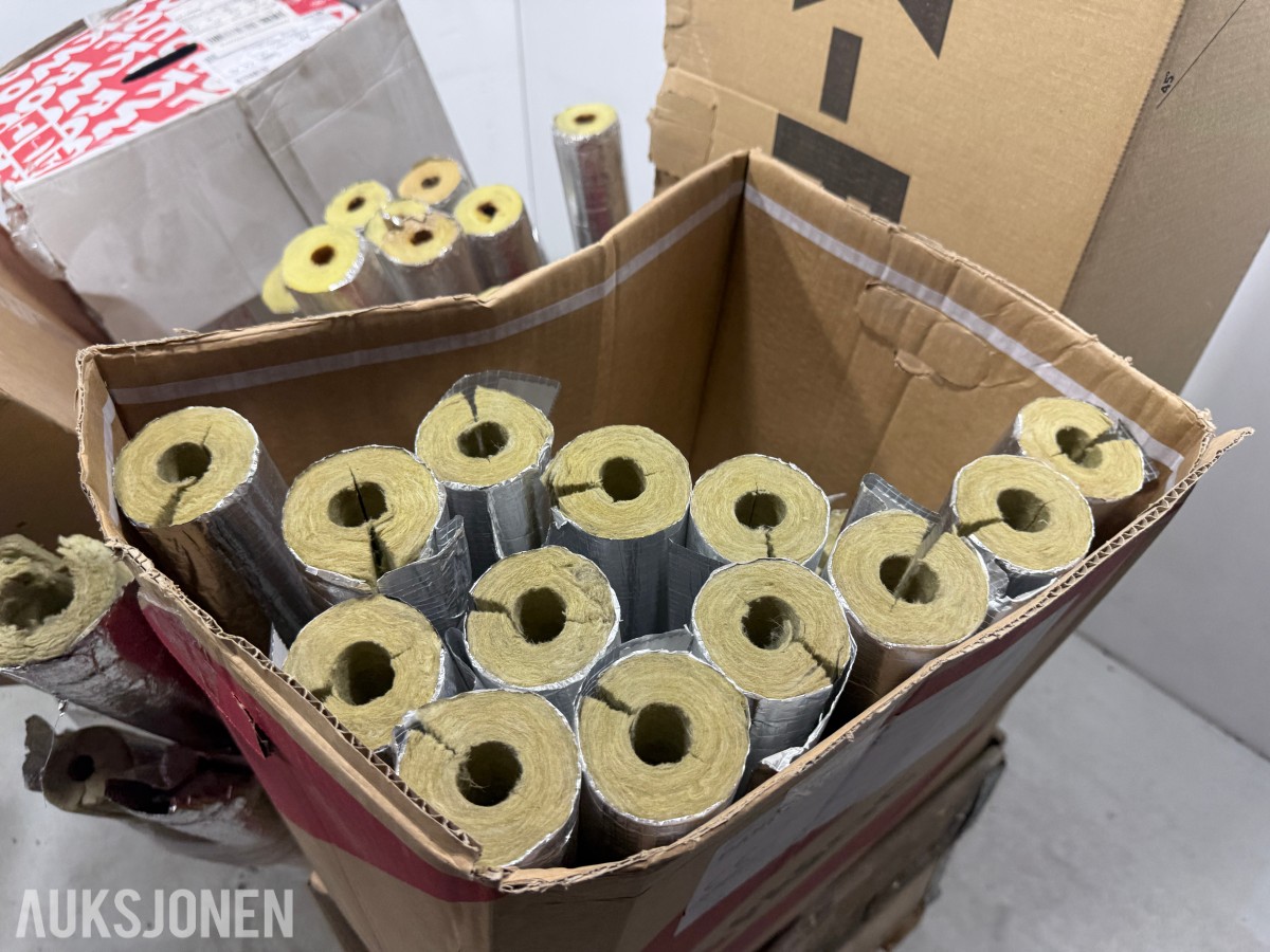 Parti rørisolasjon og teknisk isolasjonsmateriell