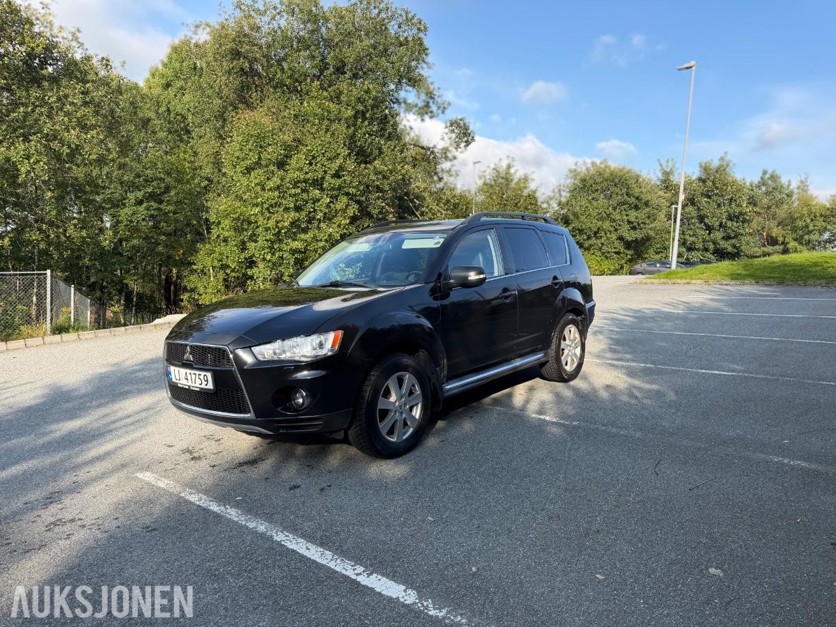 2011 Mitsubishi Outlande 2.2 Diesel 156hk 4WD Automat, 7-seter, Ryggekamera, hengerfeste
