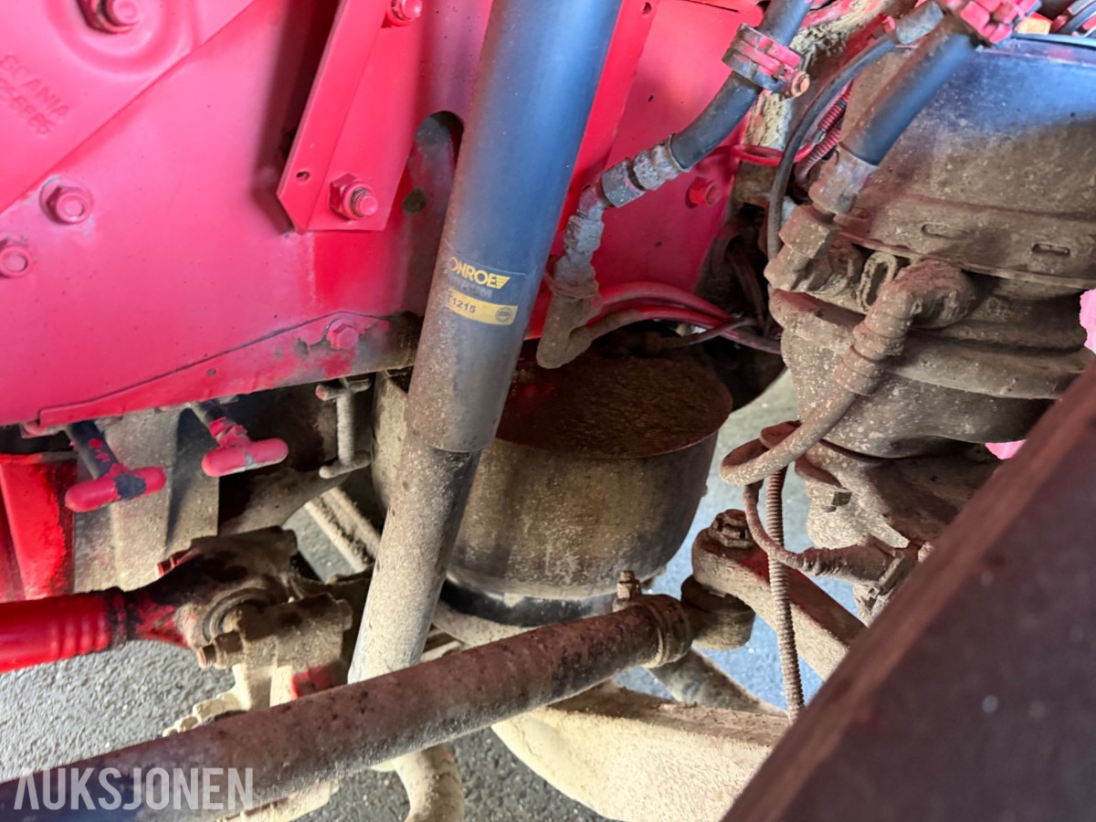 Scania R 580. Motivlakkert, Heltrukket innvendig, Manuell ++