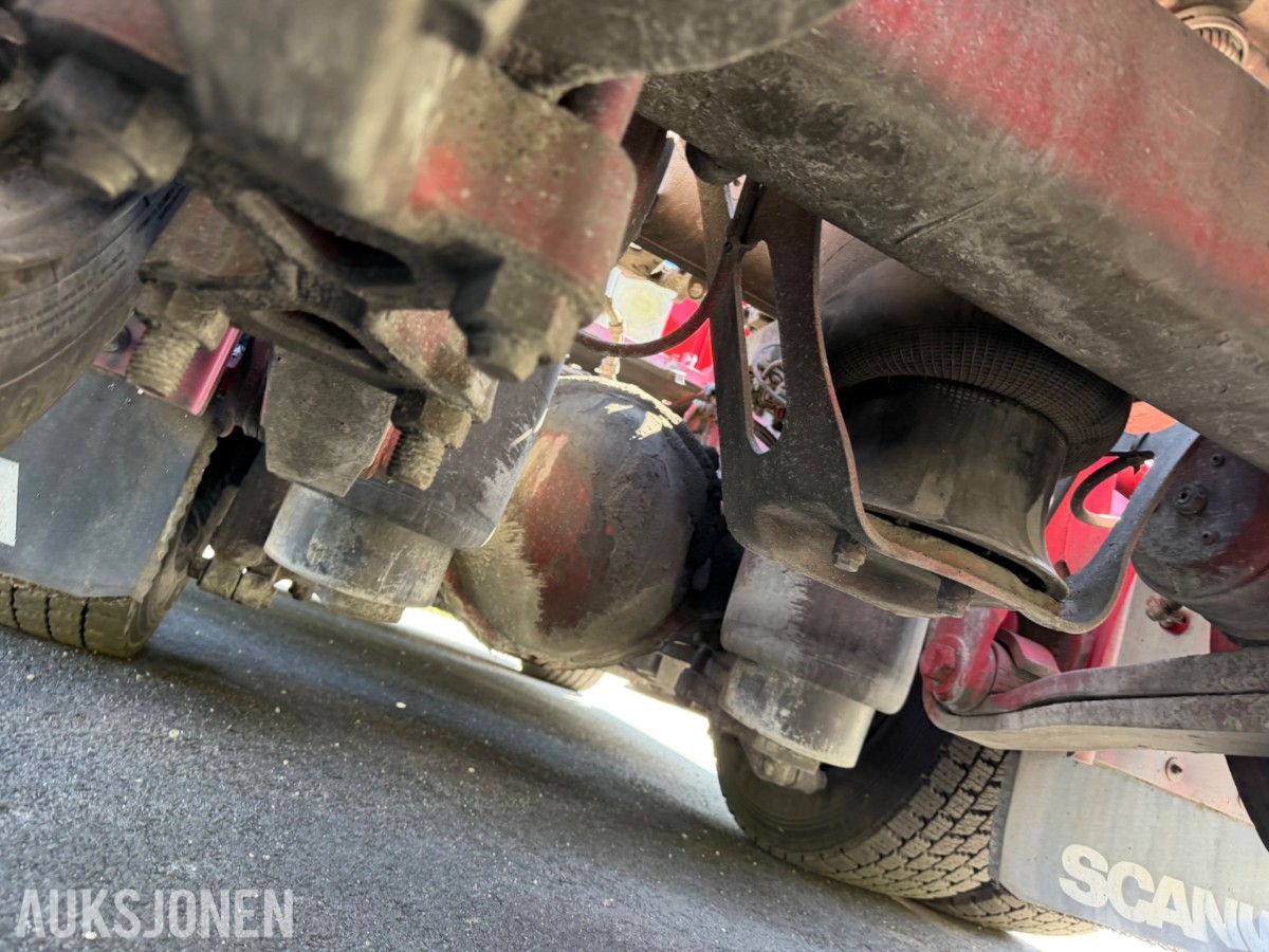 Scania R 580. Motivlakkert, Heltrukket innvendig, Manuell ++