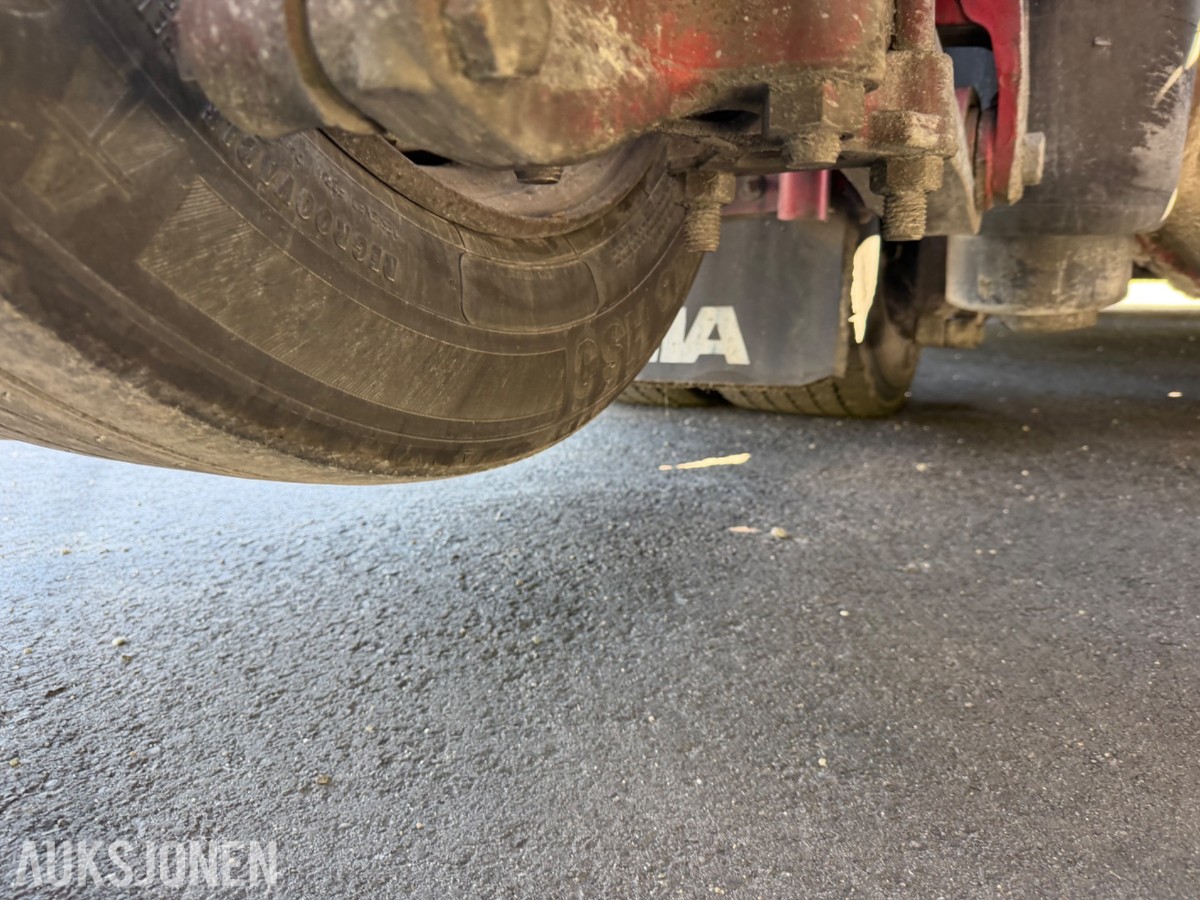 Scania R 580. Motivlakkert, Heltrukket innvendig, Manuell ++