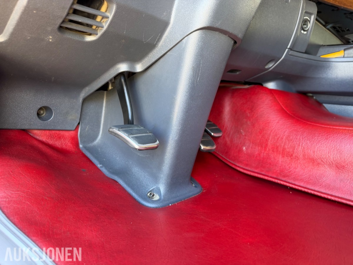 Scania R 580. Motivlakkert, Heltrukket innvendig, Manuell ++