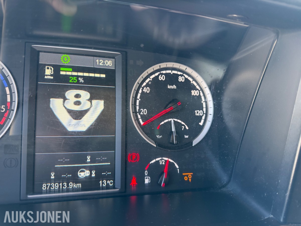 Scania R 580. Motivlakkert, Heltrukket innvendig, Manuell ++