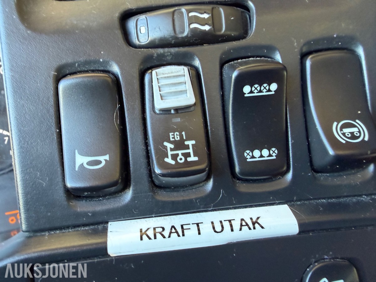 Scania R 580. Motivlakkert, Heltrukket innvendig, Manuell ++