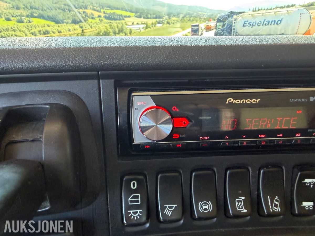 Scania R 580. Motivlakkert, Heltrukket innvendig, Manuell ++
