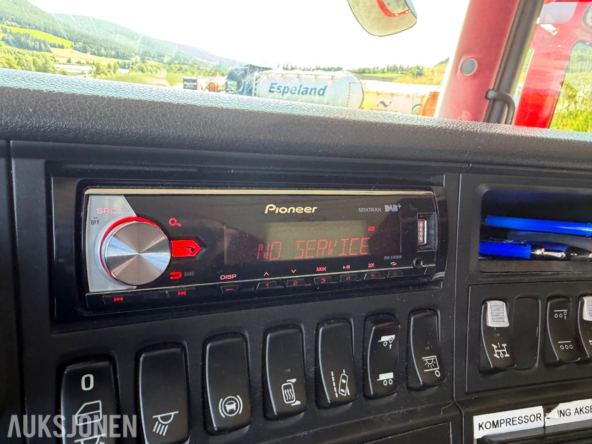 Scania R 580. Motivlakkert, Heltrukket innvendig, Manuell ++