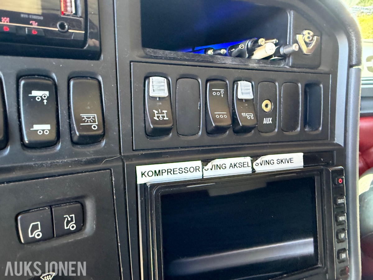 Scania R 580. Motivlakkert, Heltrukket innvendig, Manuell ++