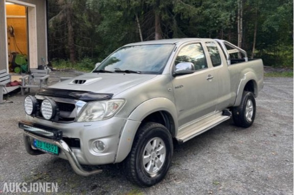 2009 Toyota HiLux 2.5 Diesel 120hk 4WD, Hengerfeste, Kupevarmer, EU ok til 03.2027