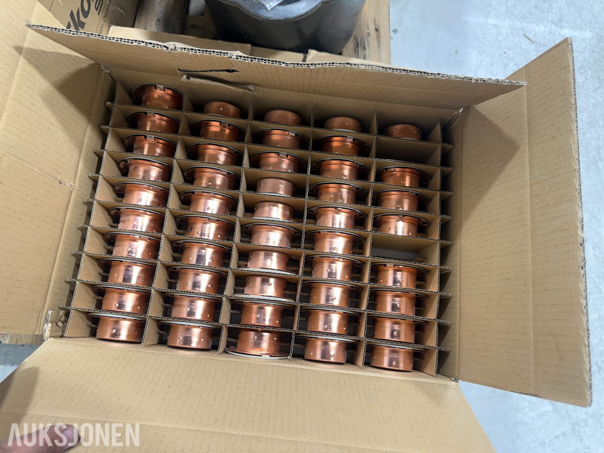 Stort parti rørdeler, pressfittings, sprinklerdeksler og festemateriell – Victaulic m.m.