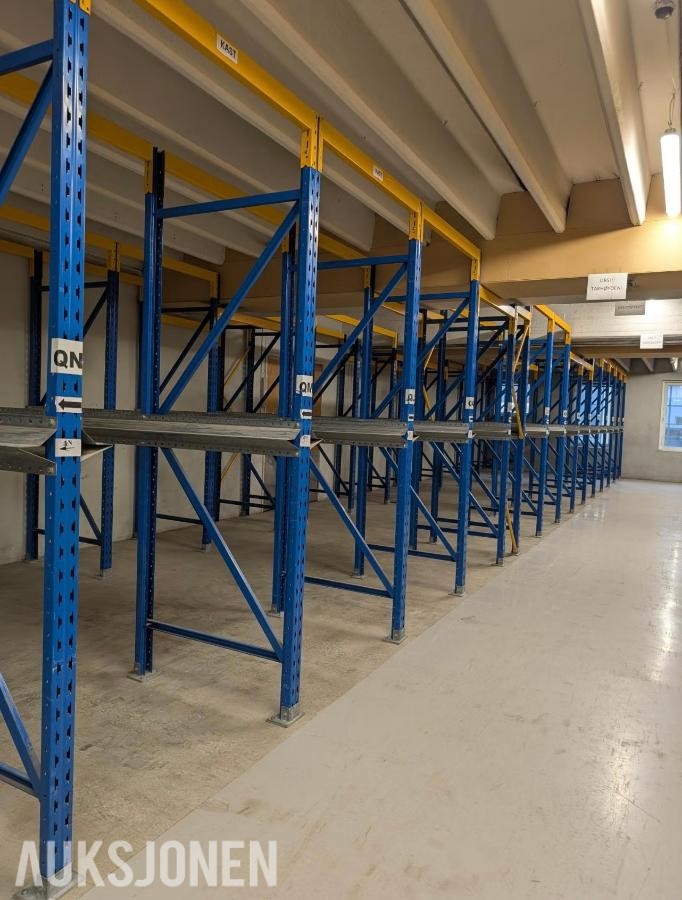 Provost Pallereoler - ca. 40 meter / 232 pallplasser