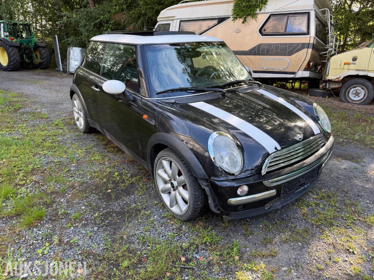 2003 Mini Cooper, 1.6-116 manuell – Rep.objekt / delebil, 211900km