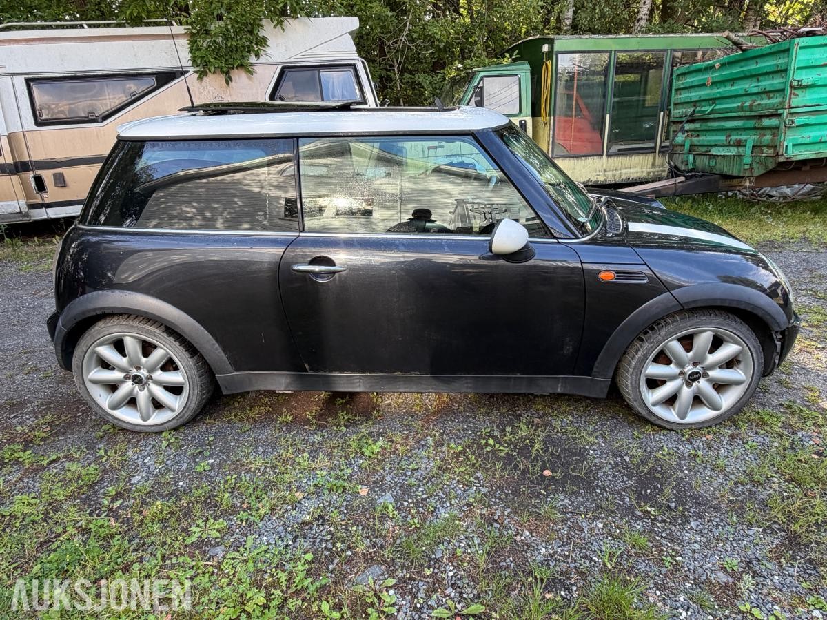 2003 Mini Cooper, 1.6-116 manuell – Rep.objekt / delebil, 211900km