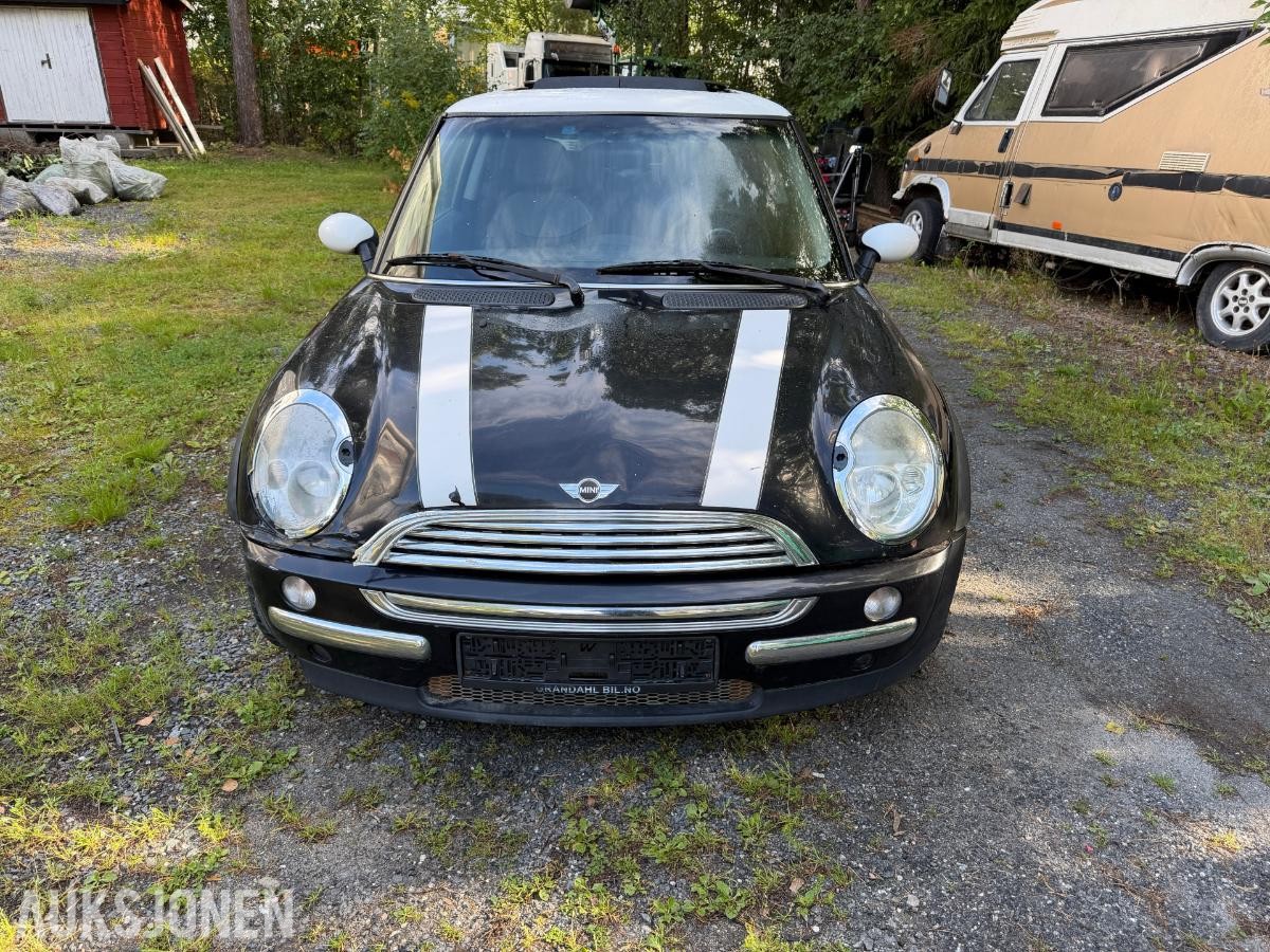 2003 Mini Cooper, 1.6-116 manuell – Rep.objekt / delebil, 211900km