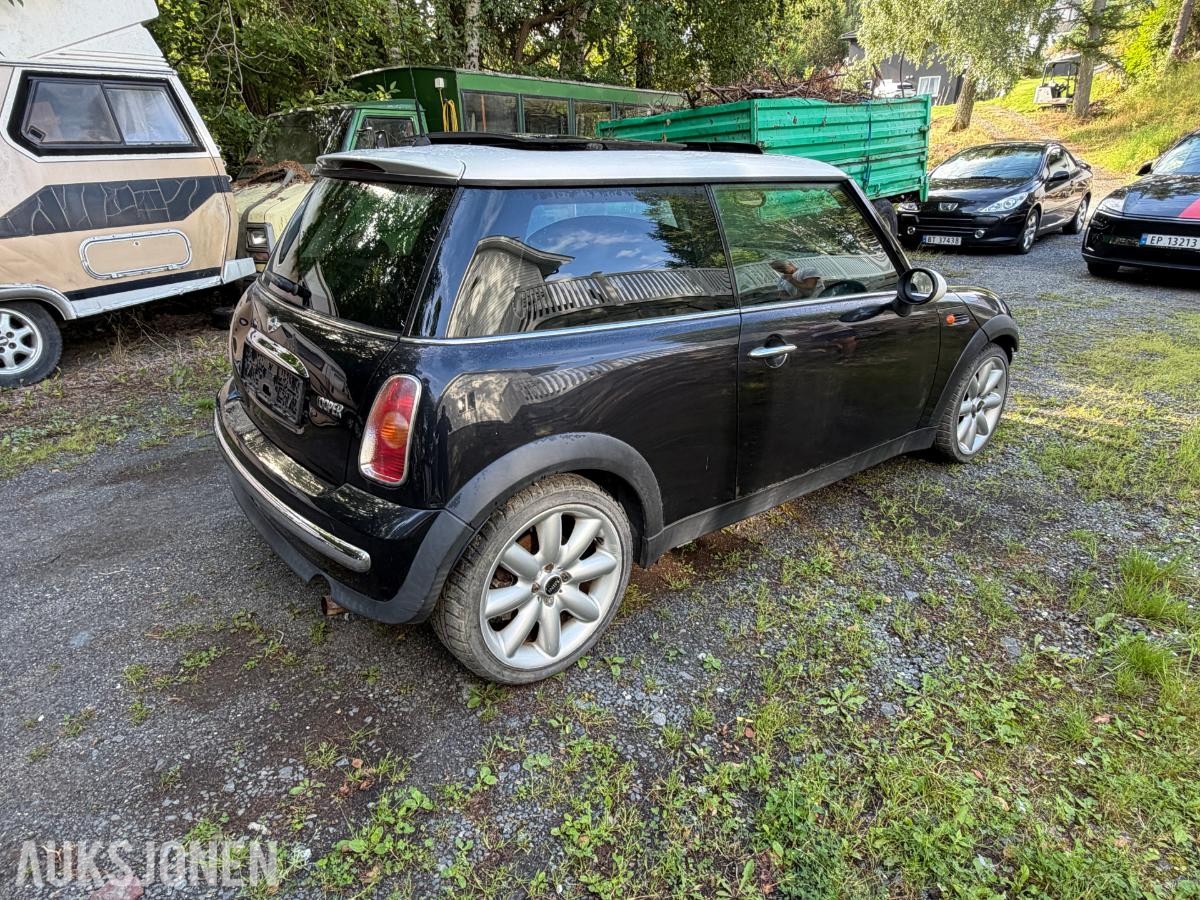 2003 Mini Cooper, 1.6-116 manuell – Rep.objekt / delebil, 211900km