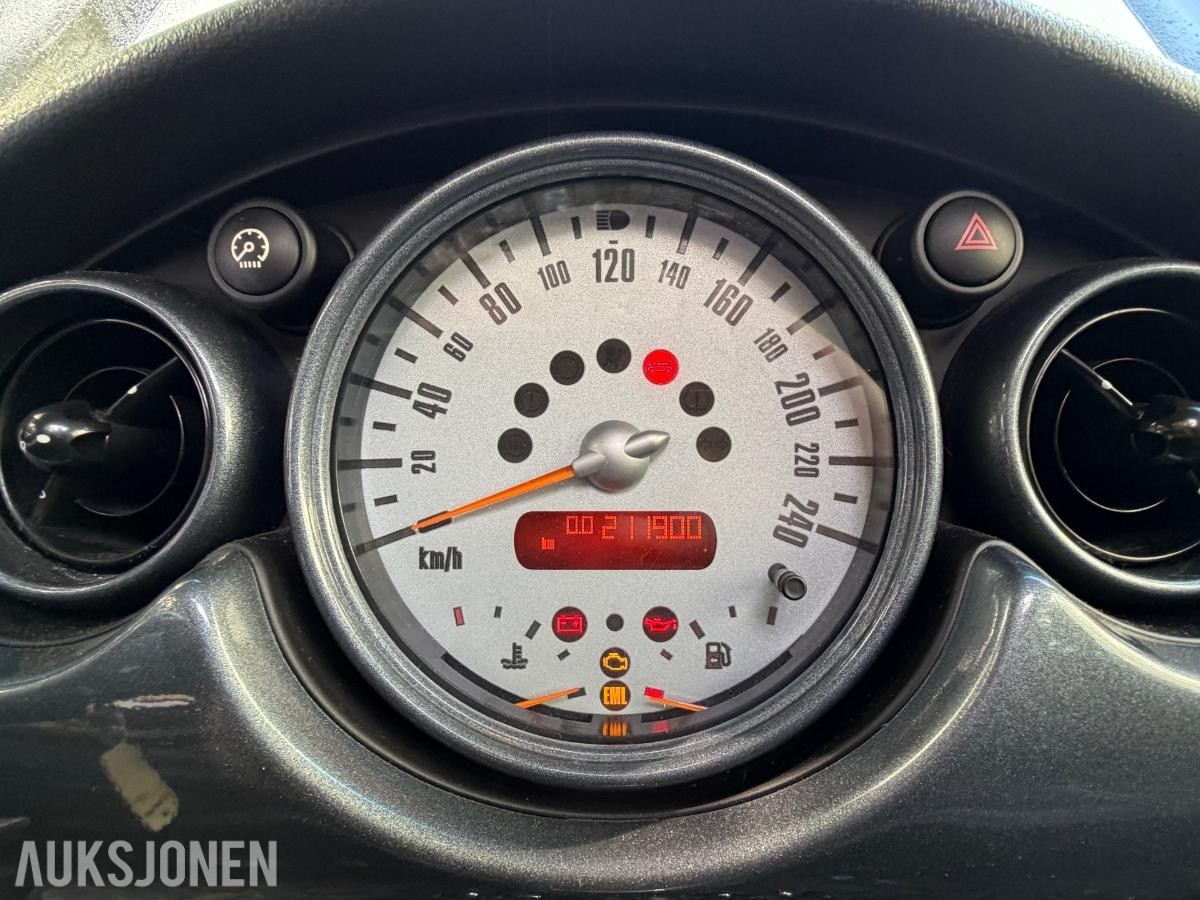 2003 Mini Cooper, 1.6-116 manuell – Rep.objekt / delebil, 211900km