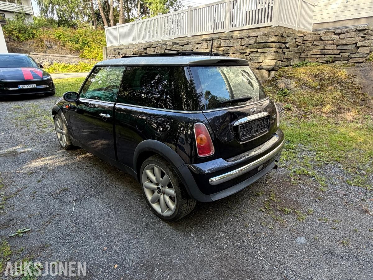 2003 Mini Cooper, 1.6-116 manuell – Rep.objekt / delebil, 211900km