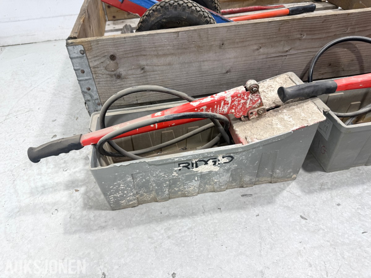 RIDGID trykkprøvepumper, Bahco platesaks og transportvogn