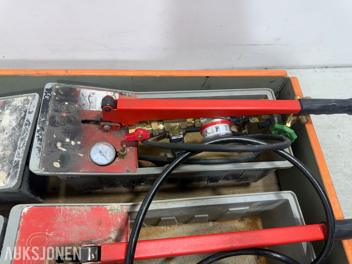 Parti med RIDGID 1450 og REMS Push trykkprøvepumper