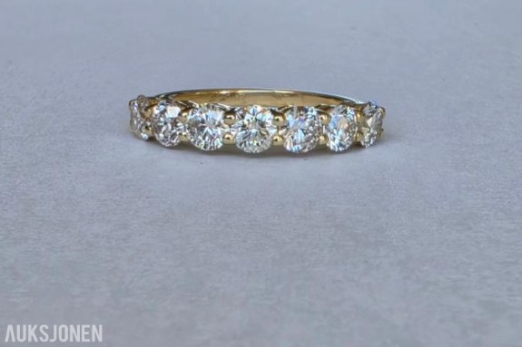 1.49CT ALLIANSE DIAMANTRING I 14K GULL. HELT NATURLIGE DIAMANTER! TAKSTBREV OG SERTIFIKAT!