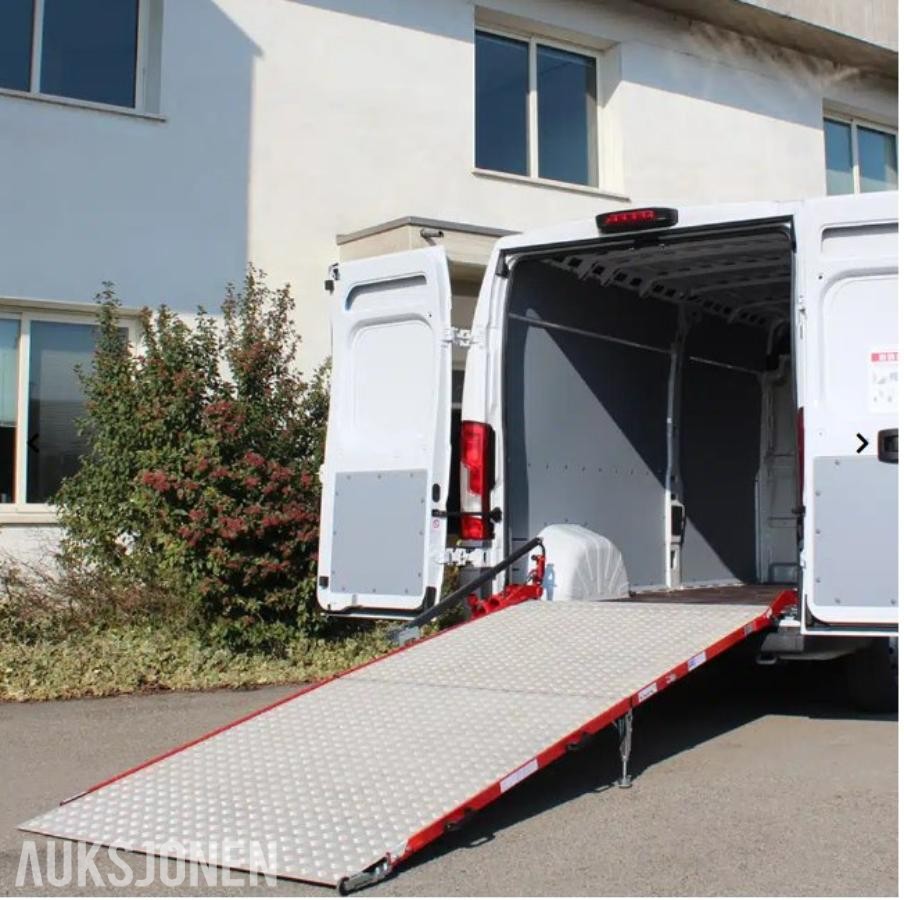 2014 WM SYSTEM LASTERAMPE FOR VAREBIL/NYTTEKJØRETØY VW PC100 MEKANISK LIFT