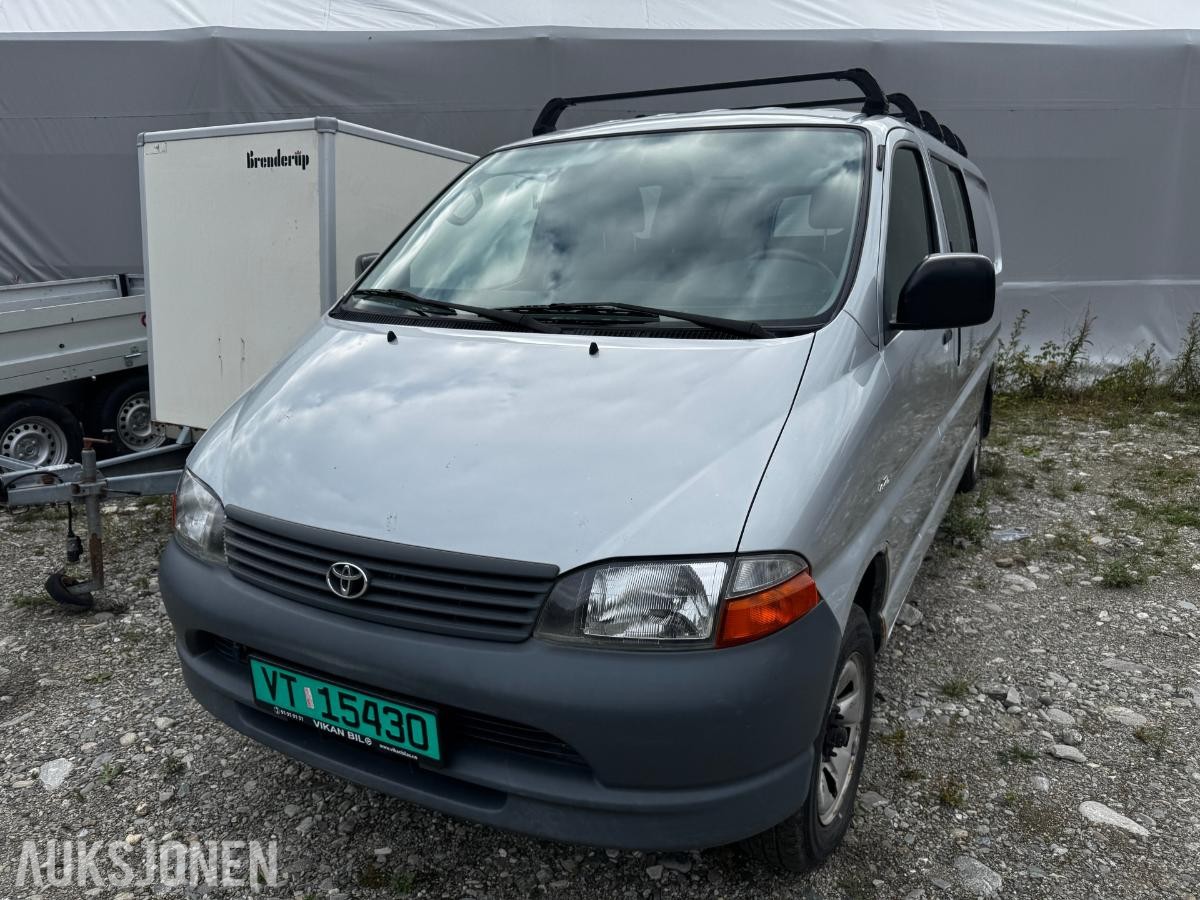 2006 Toyota HiAce 2.5-102 D 4WD INNREDNING HENGERFESTE