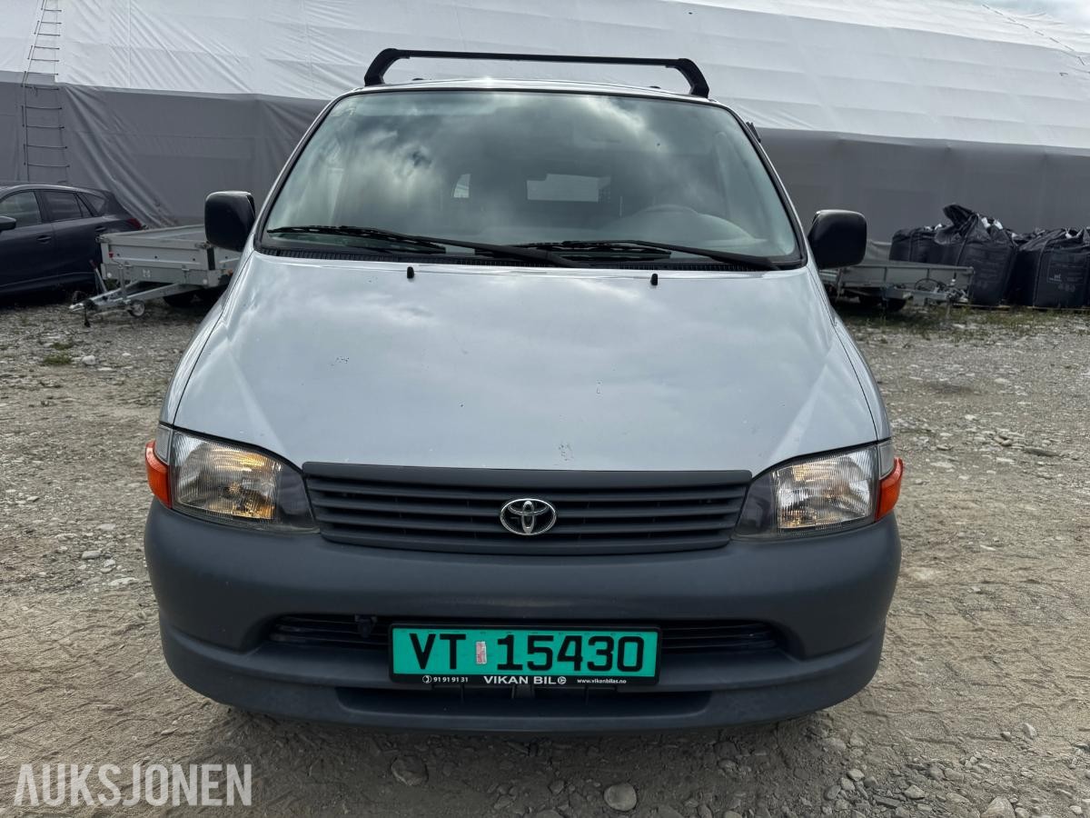 2006 Toyota HiAce 2.5-102 D 4WD INNREDNING HENGERFESTE
