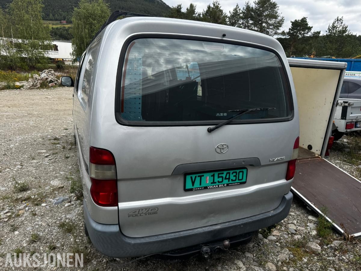 2006 Toyota HiAce 2.5-102 D 4WD INNREDNING HENGERFESTE