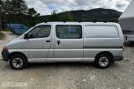 2006 Toyota HiAce 2.5-102 D 4WD INNREDNING HENGERFESTE