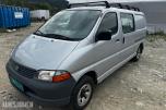 2006 Toyota HiAce 2.5-102 D 4WD INNREDNING HENGERFESTE