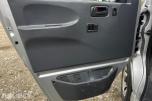 2006 Toyota HiAce 2.5-102 D 4WD INNREDNING HENGERFESTE
