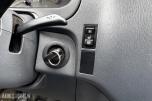 2006 Toyota HiAce 2.5-102 D 4WD INNREDNING HENGERFESTE