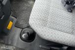 2006 Toyota HiAce 2.5-102 D 4WD INNREDNING HENGERFESTE